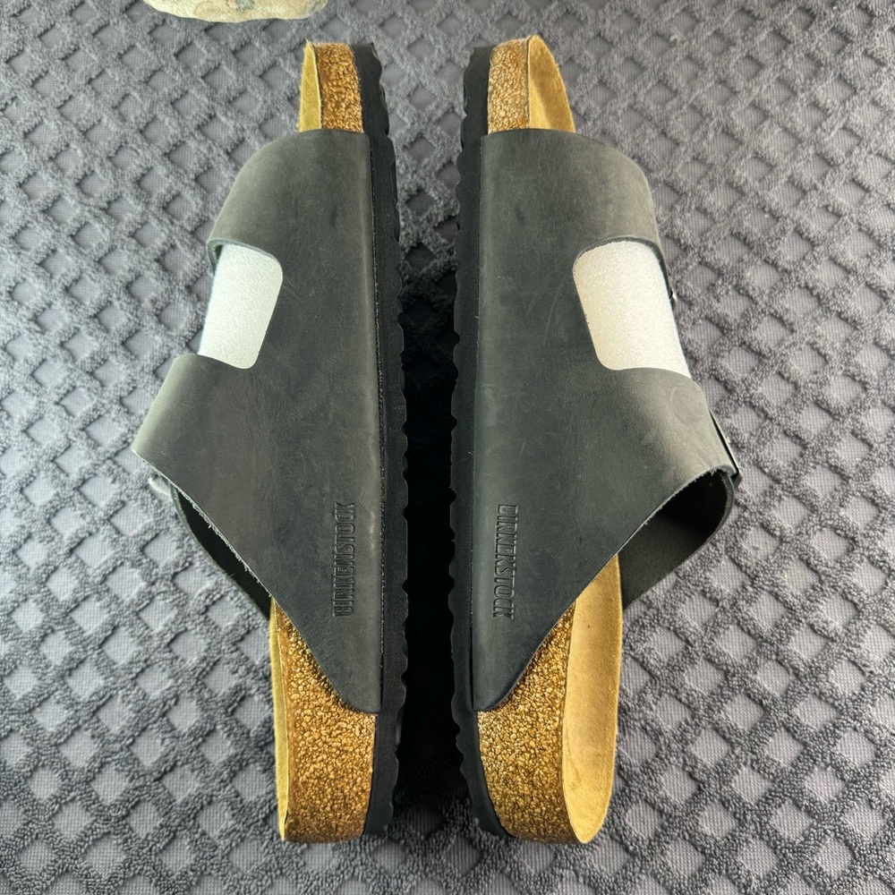 BIRKENSTOCK ARIZONA SOFT FOOTBED OILED LEATHER BLACK - Picture 4 of 7